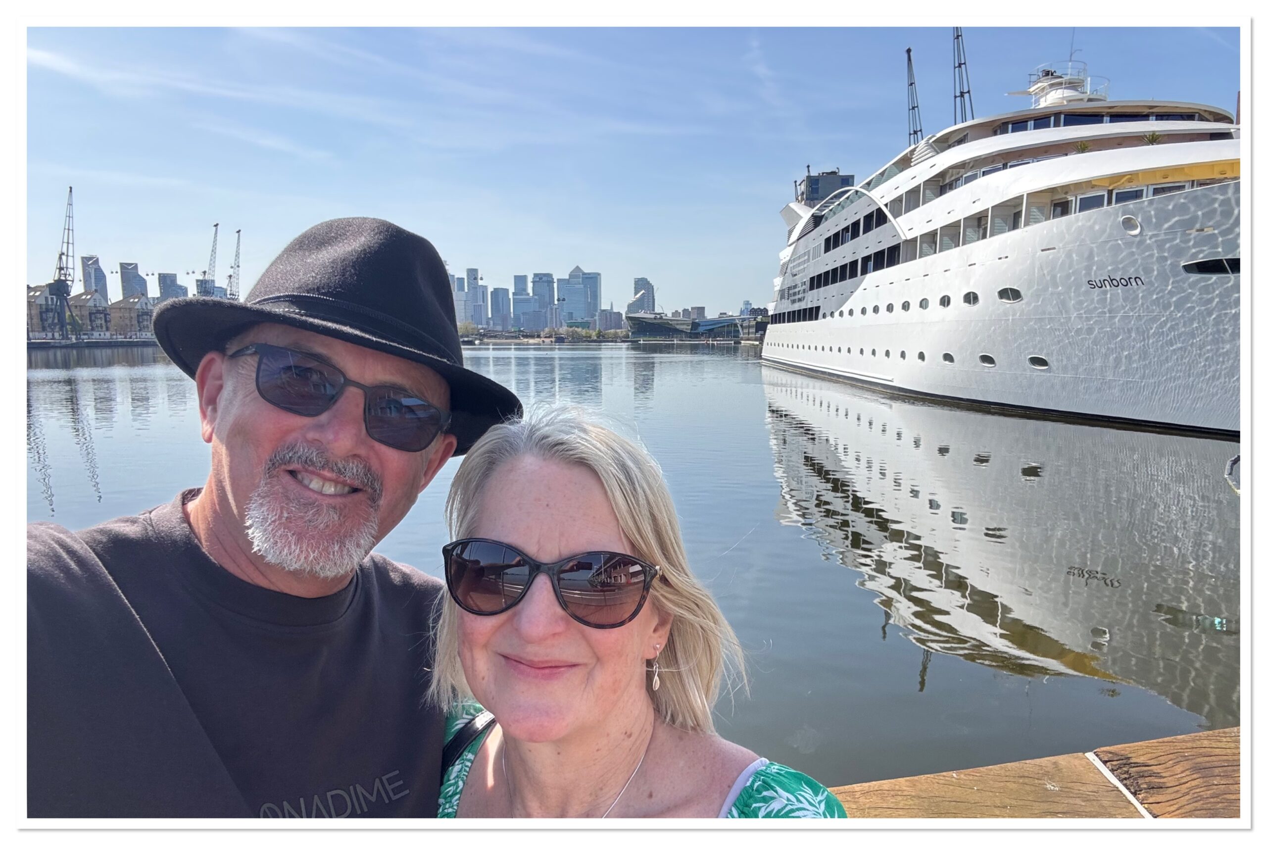 London Docklands – Passport collection