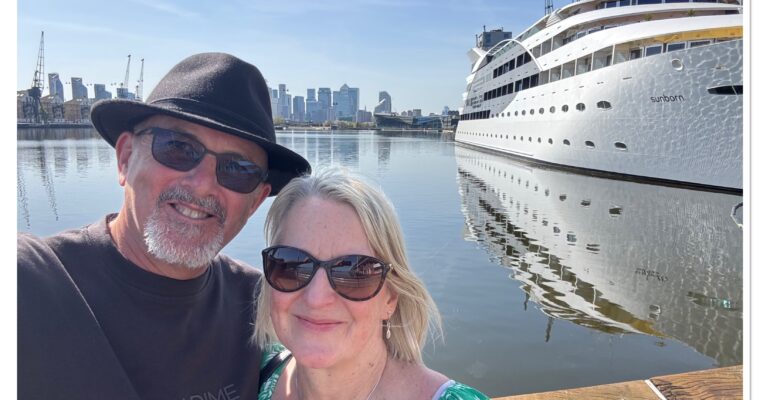 London Docklands – Passport collection